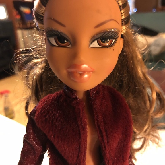 Bratz Yasmin Doll 2001 MGA Jeans - Picture 6 of 8